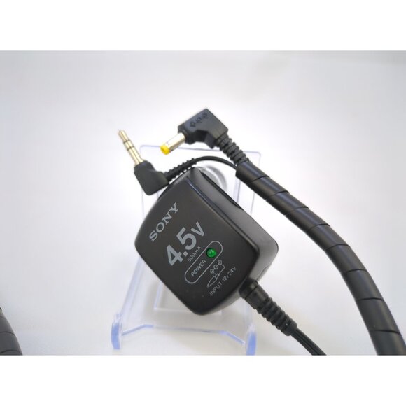 Vintage Sony Discman with Tape Adapter and Car Power Cable - Picture 10 of 10